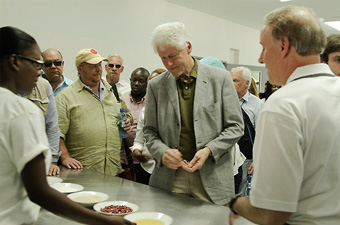 haiti_clinton_2